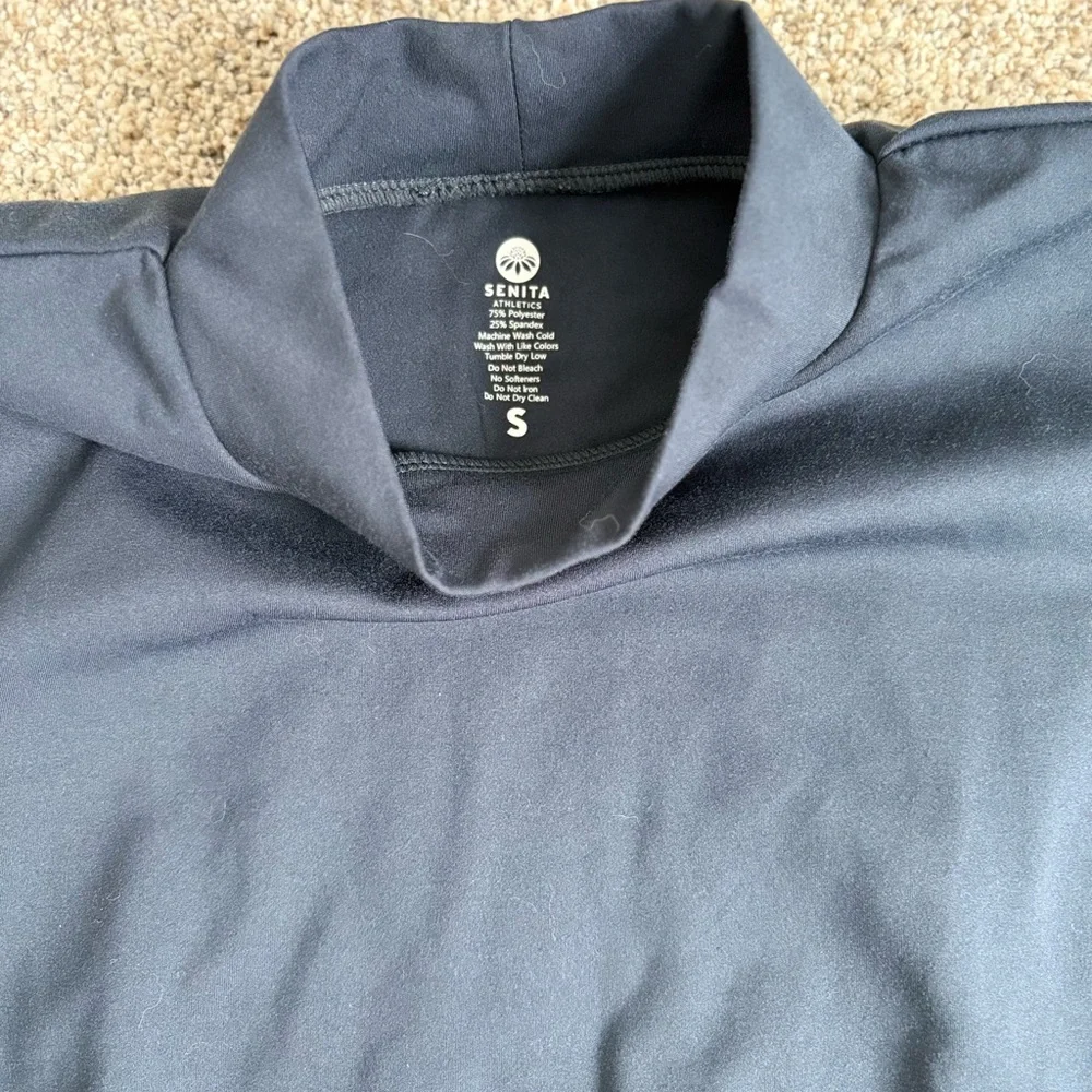 Senita Athletics Navy Long Sleeve Mock Neck Top - Picture 4 of 6